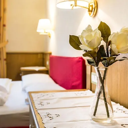 Weisses Lamm Hotel 3*